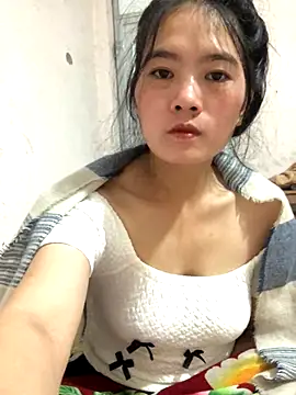 Maymay97's cam snapshot