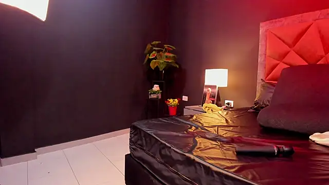 mia_milff's cam snapshot