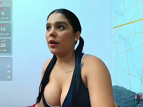 Sophie_Walker17's cam snapshot