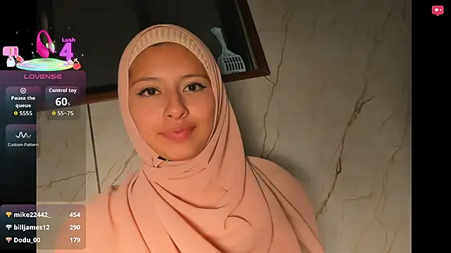 adila_anich's web cam