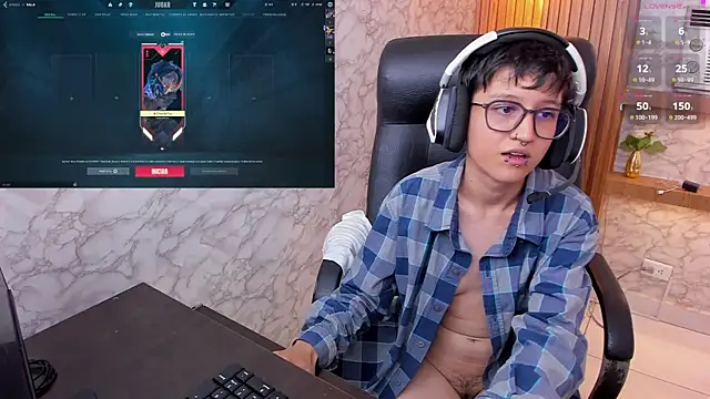 CharlieTaylor__'s cam snapshot