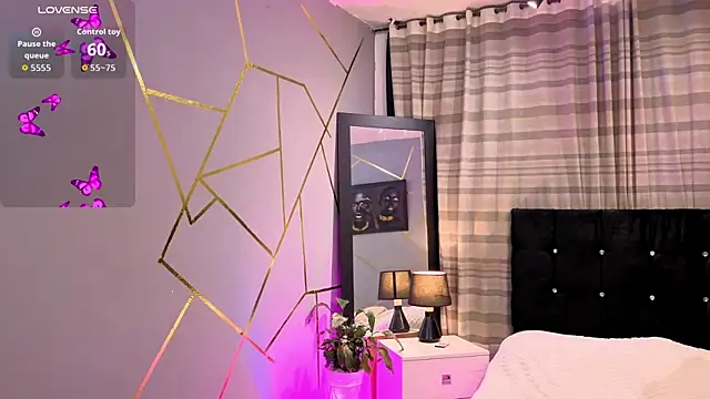 Megan_Do_Santos live sex cam