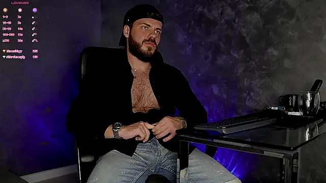 juliusmasters live sex cam