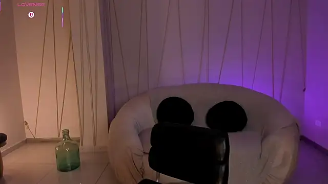 EloisaOlivero's cam snapshot