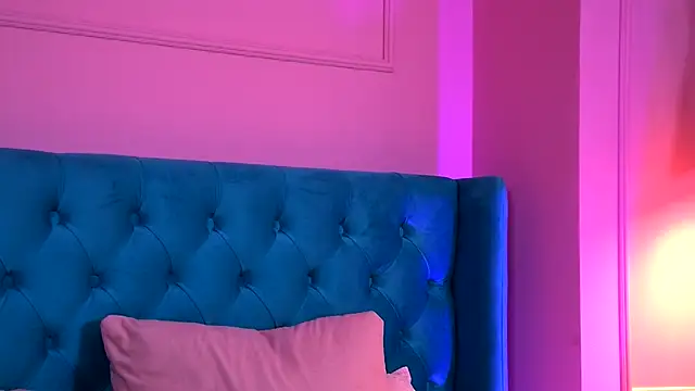 TaliaMorenne's cam snapshot