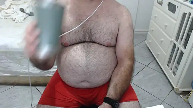 MysterBearMG live sex cam