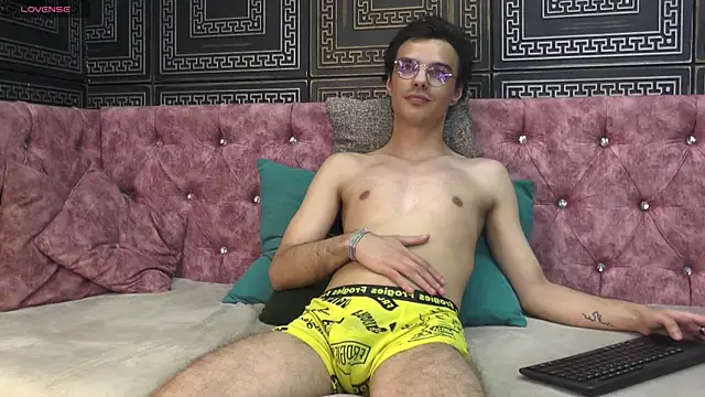 AidenStorm's cam snapshot