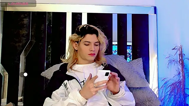 honey_skin's cam snapshot