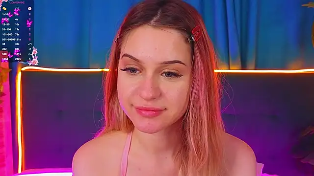 AlinaWalters's cam snapshot