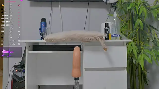 luckyalice_'s cam snapshot