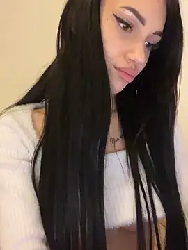 ilariea_girl live sex cam