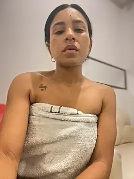 HeatherCubs's cam snapshot