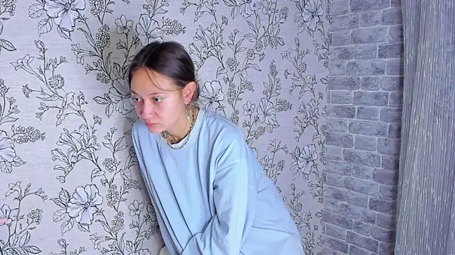 EllaSky_xoxo's cam snapshot