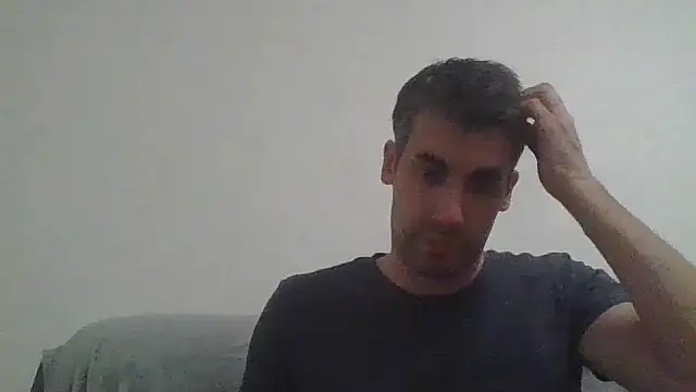 JulioIsHere4you live sex cam