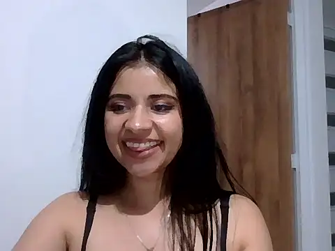 ValerieLove_'s cam snapshot