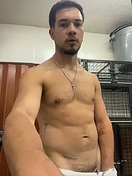 Leonardmoppet live sex cam