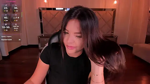 ValeriaRoldanX's cam snapshot