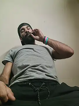 GuyInNY live sex cam