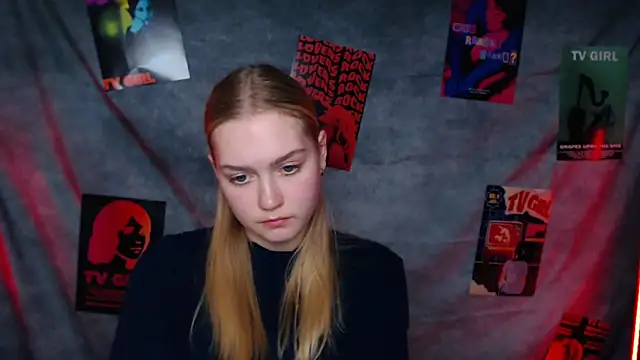 MademoiselleCl's cam snapshot