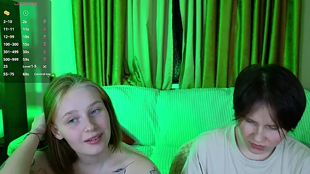 Girls_Fingers live sex cam