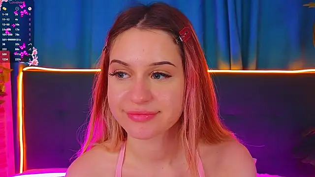 AlinaWalters's cam snapshot