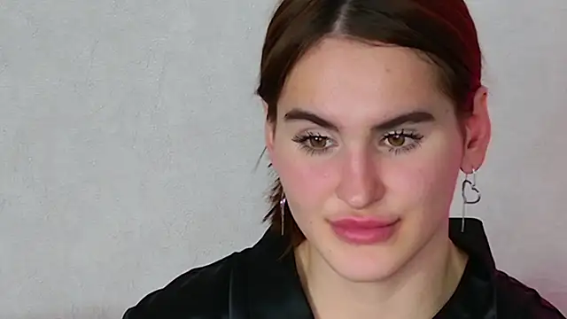 FridaCure's cam snapshot