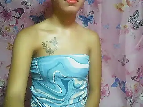 SweetPussie18x's cam snapshot