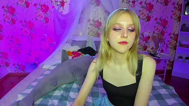 KissChristie__'s cam snapshot