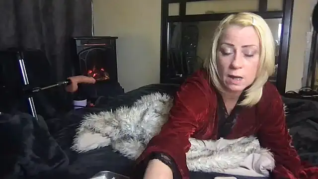 TiffaneyLove's cam snapshot