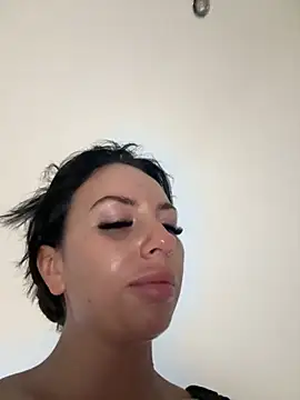 BELLABLACKXUK's cam snapshot