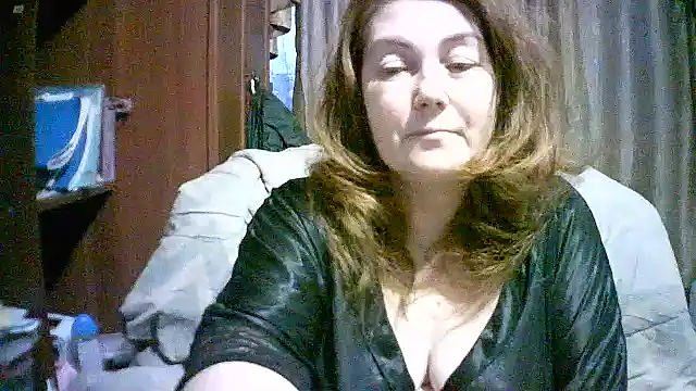 Madame-Butterfly's cam snapshot