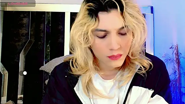 honey_skin's cam snapshot