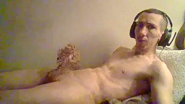 polakoboy's cam snapshot