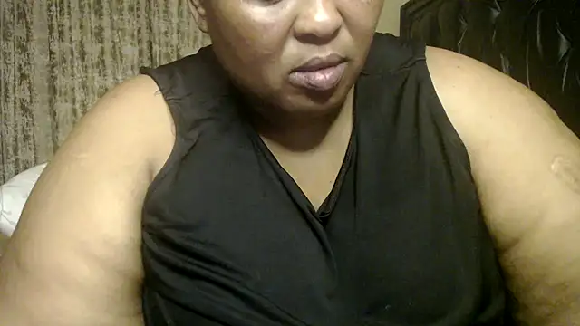 DELICIOUSSXX73's cam snapshot