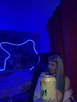 Dooubletroublee's cam snapshot