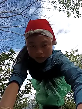 clara-cute's cam snapshot