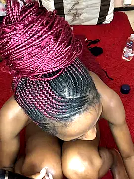 Caramel102004's web cam