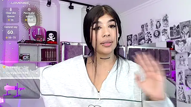 AliceWalker_11's cam snapshot