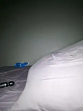 playgirlmc's cam snapshot