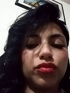 Naomy_Gomez_'s cam snapshot