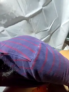 Lily-o's cam snapshot