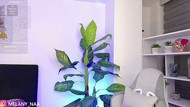 melany_naa's cam snapshot