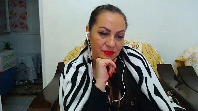 MissElla's cam snapshot