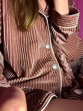 alena_art_me's cam snapshot