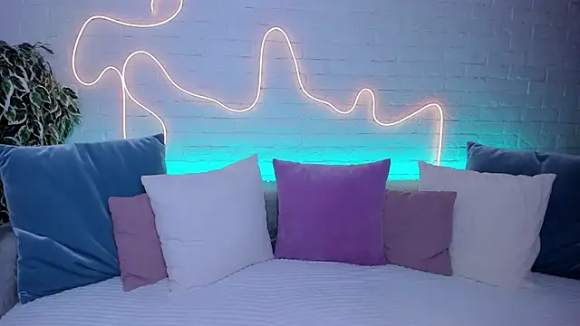 rossy_babe_'s cam snapshot