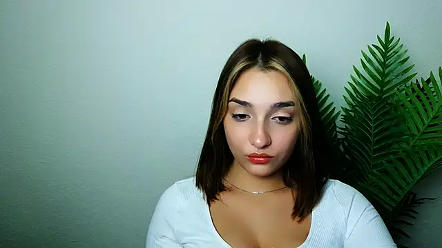 veryshygirl's cam snapshot