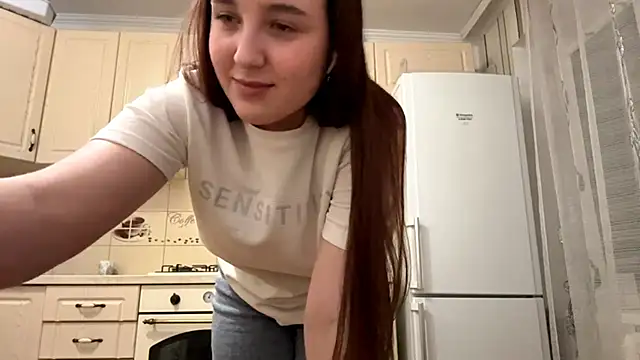 DaisyMolly's cam snapshot