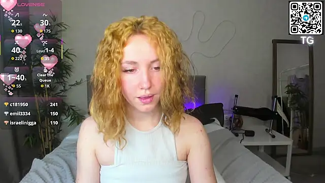 Luna_G0ld's cam snapshot