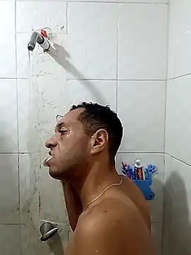 luiguui's cam snapshot