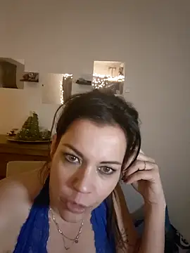 Foxy-Milfy's cam snapshot